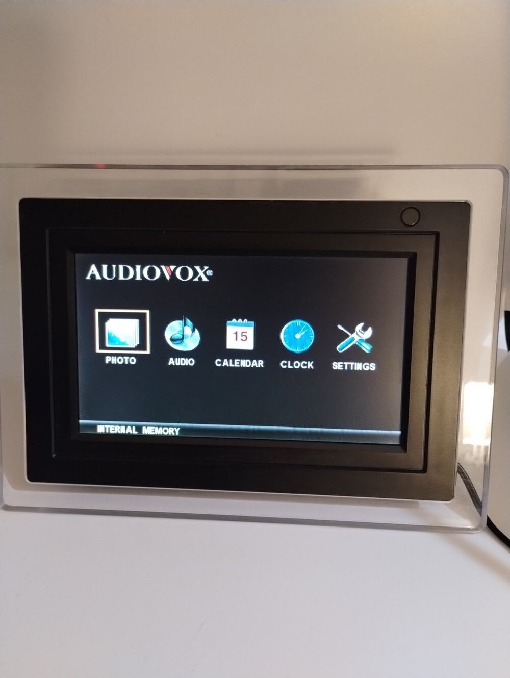 7" Audiovox Digital Picture Frame DPF701 - GUC